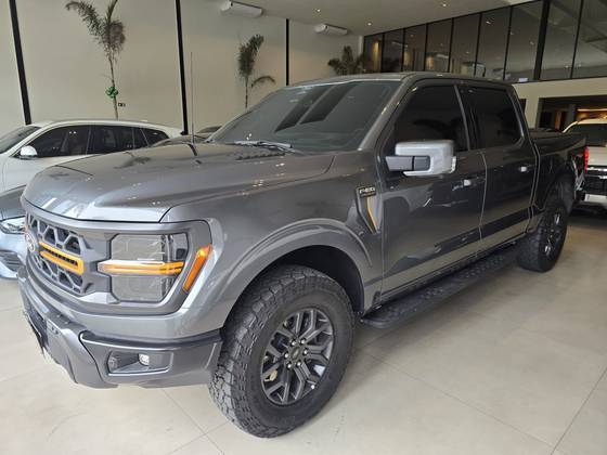 FORD F-150 5.0 V8 GASOLINA CD TREMOR FX4 AUTOMÁTICO FORD F-150 5.0 V8 GASOLINA CD TREMOR FX4 AUTOMÁTICO